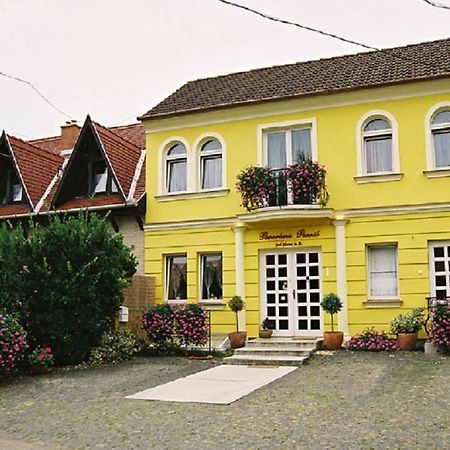 Hotel Panoráma Panzió Eger Exterior foto