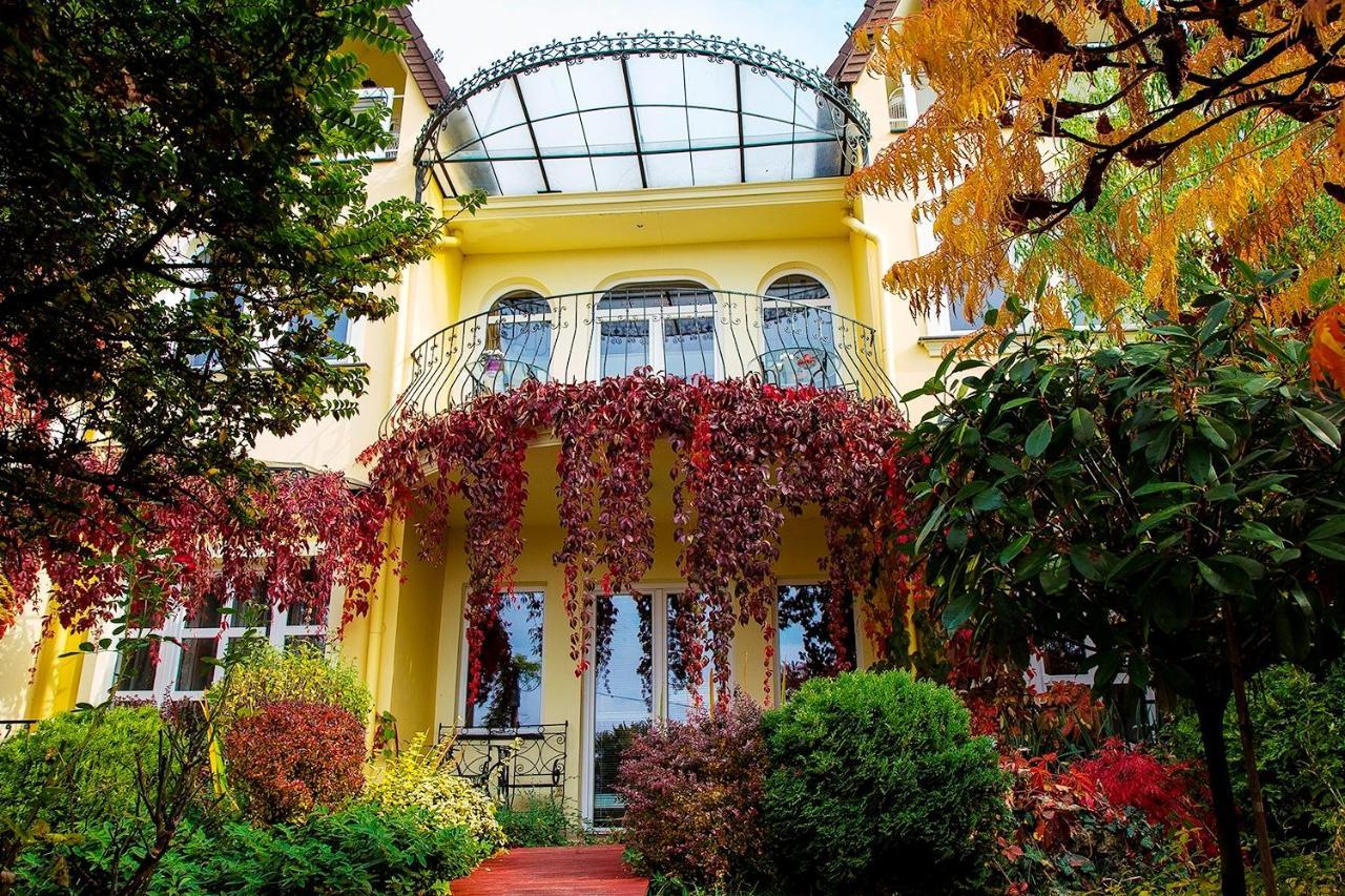 Hotel Panoráma Panzió Eger Exterior foto